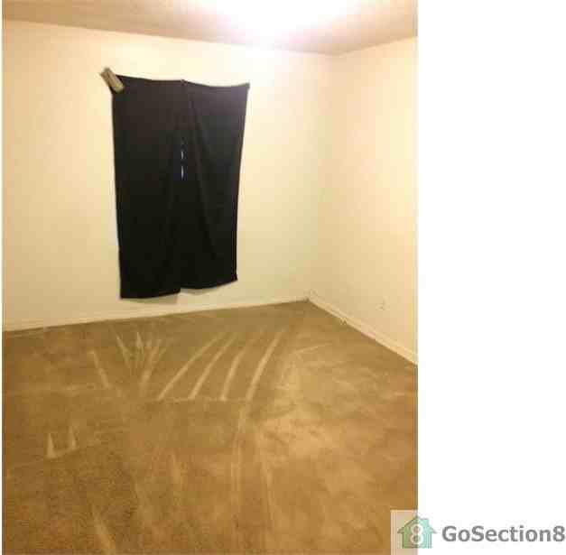 997 New St Francis St - Photo 2 of 7