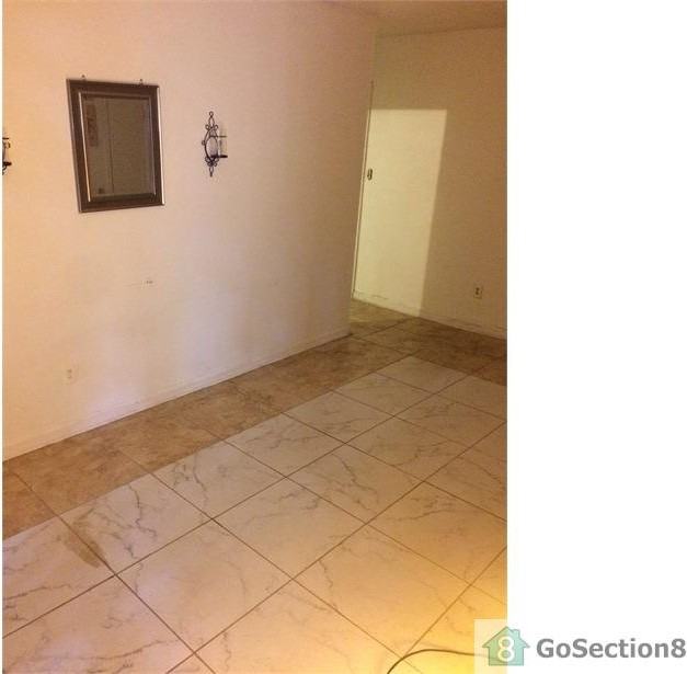 997 New St Francis St - Photo 3 of 7