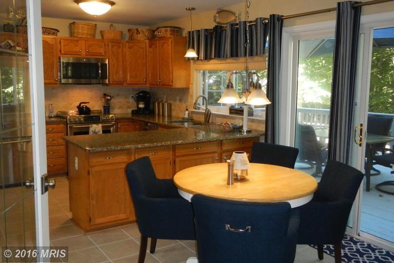 1166 Amber Way - Photo 3 of 27