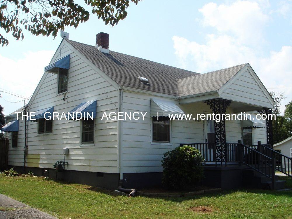 4042 Tennessee Ave NW - Photo 2 of 27