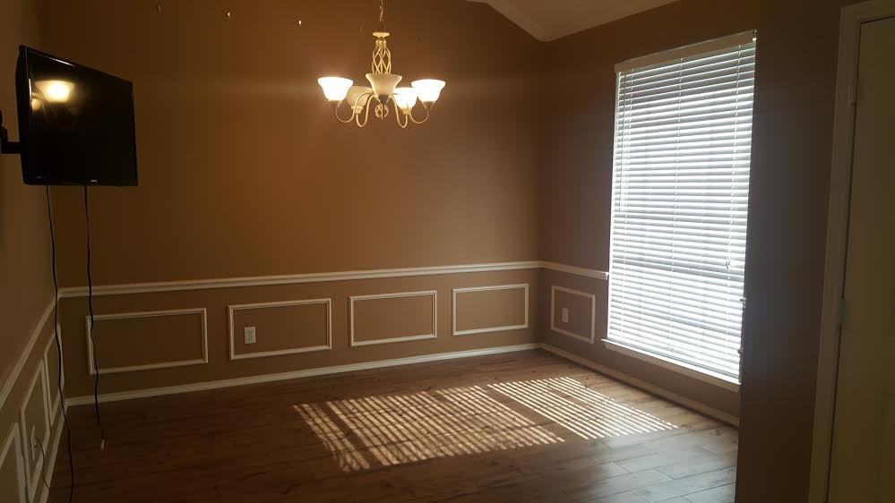 6221 Peach Tree Dr - Photo 3 of 22