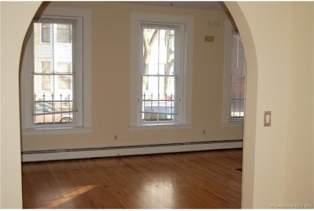 182 Chestnut St - Photo 2 of 10