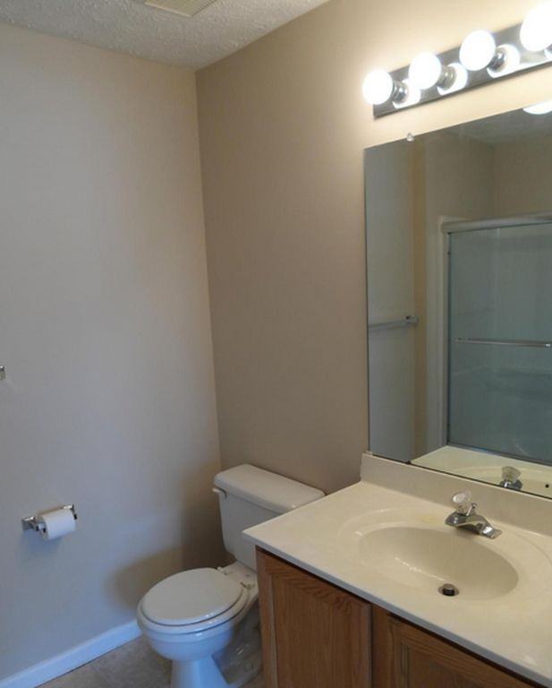 10105 Ridge Manor Ter - Photo 3 of 15