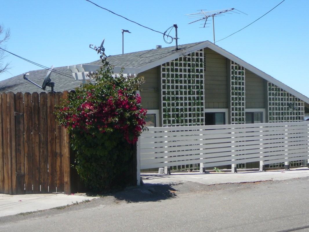 2055 Altamont Rd - Photo 3 of 49