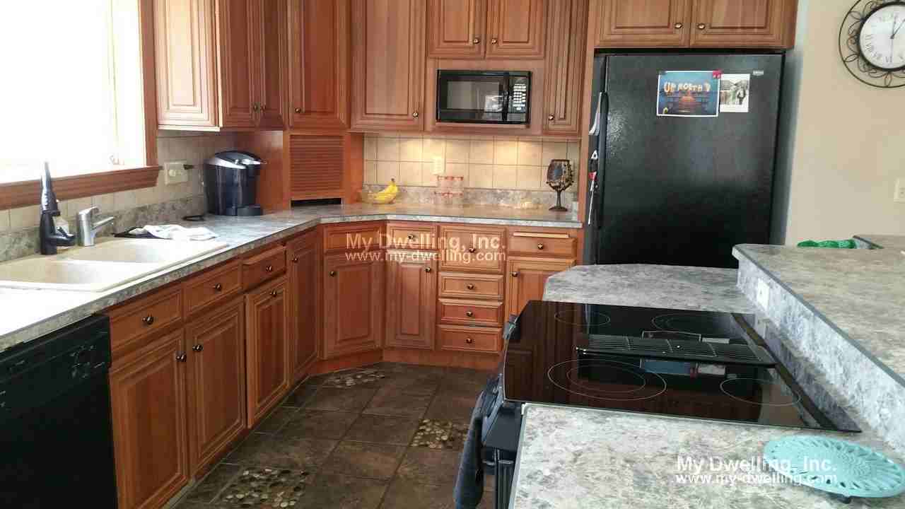 N59W37791 N Ridge Ct - Photo 2 of 14