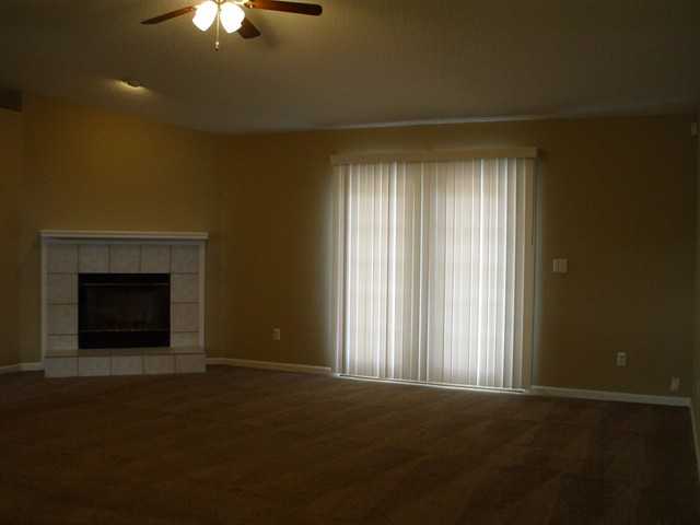 525 Whitfield Rd - Photo 2 of 12