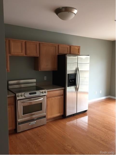 1428 Raliegh Pl - Photo 3 of 13