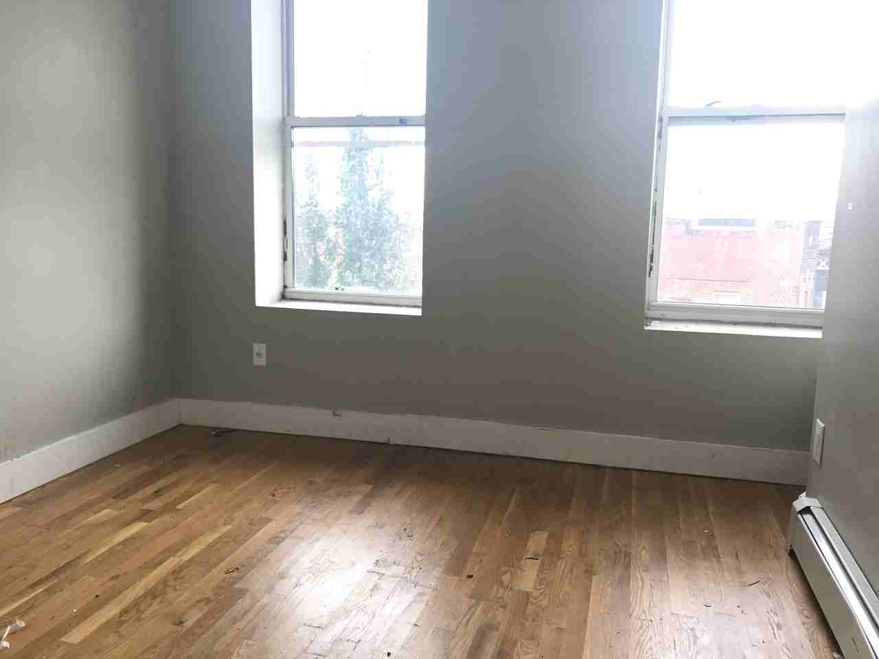 814 MacDonough Street #2HH