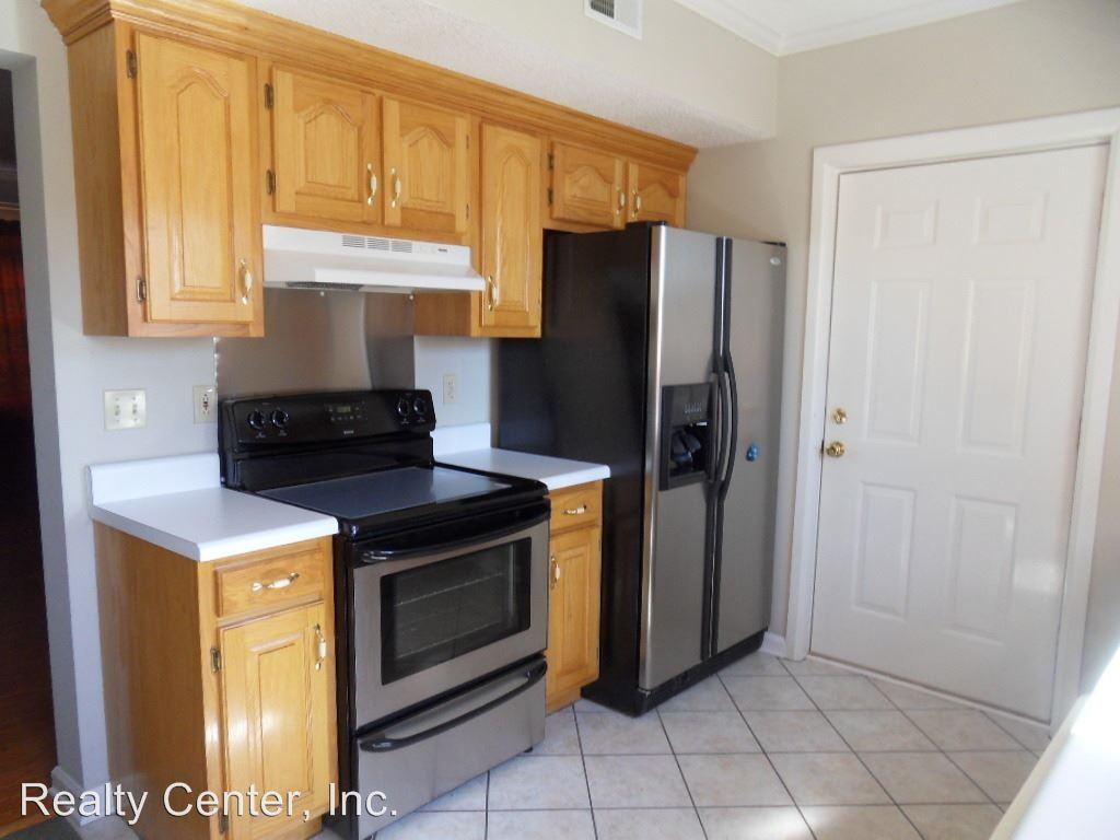 203 Sweetgum Ln - Photo 3 of 15