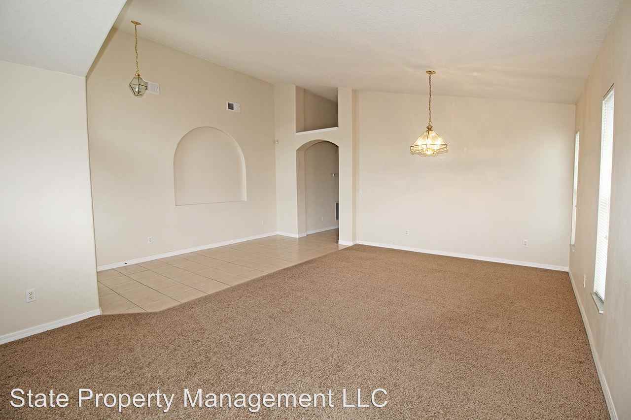 163 Elderberry Dr - Photo 3 of 15