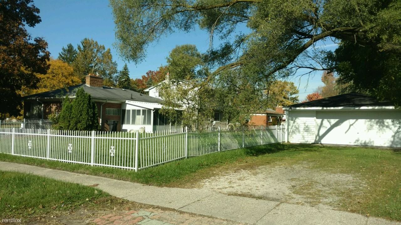 19800 Berg Rd - Photo 2 of 2