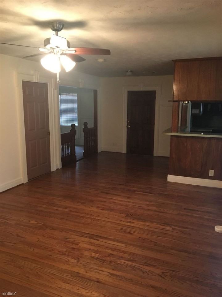 110 Pamellia Dr - Photo 3 of 15