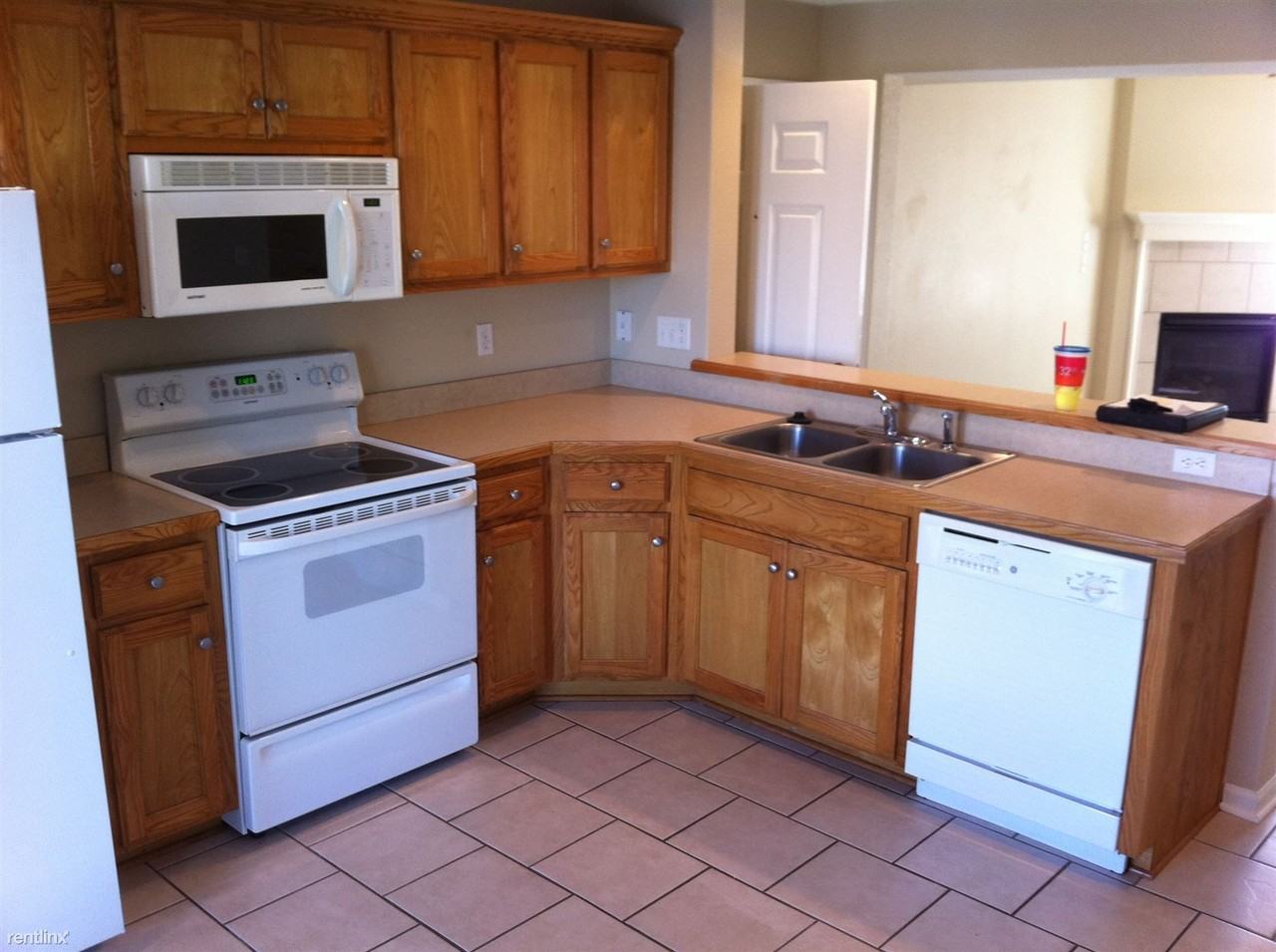 16045-16051 Prairie Way - Photo 2 of 4
