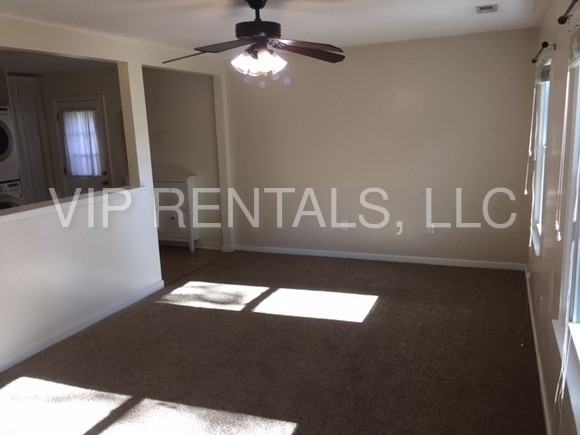 332 Oak Springs Dr - Photo 3 of 21