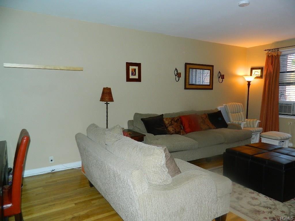 10 N Broadway - Photo 3 of 15