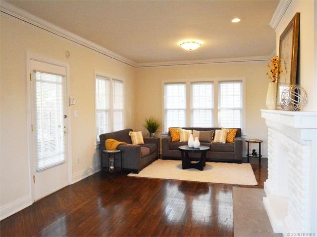 1604 S Gary Pl - Photo 2 of 6