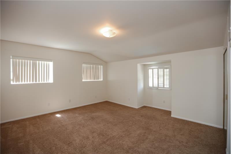 5132 Escobedo Dr - Photo 3 of 35