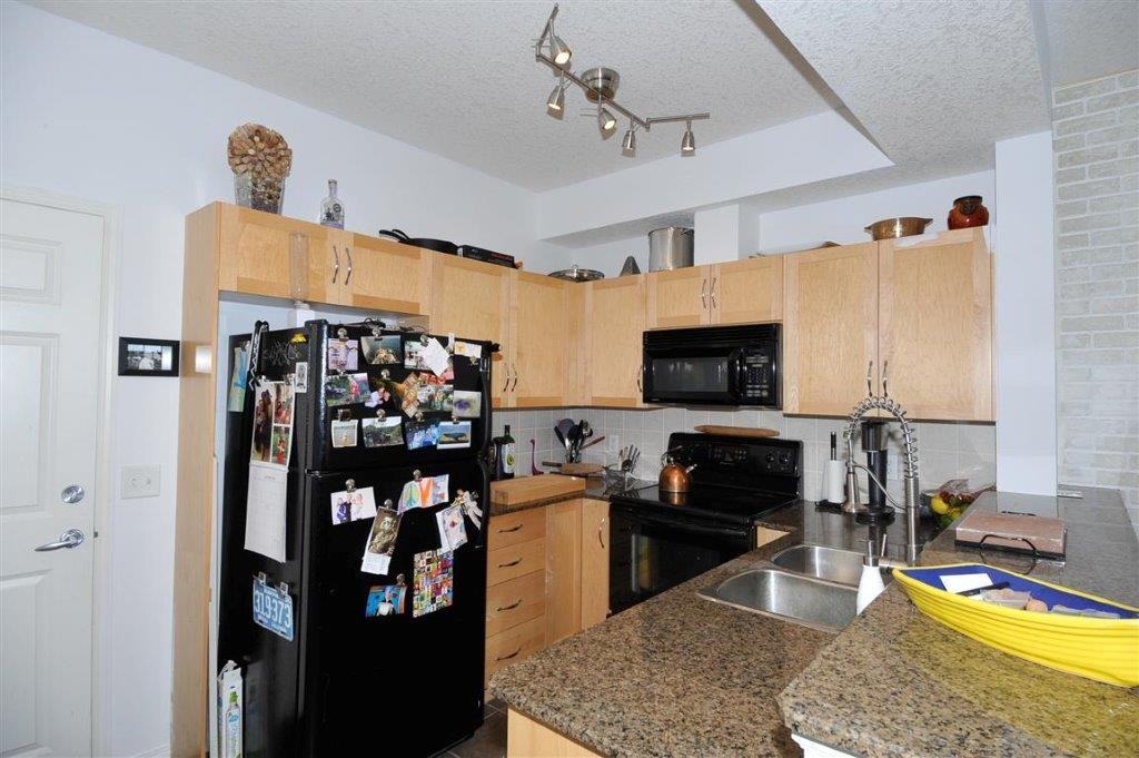 5720 2 St SW #404 - Photo 3 of 27