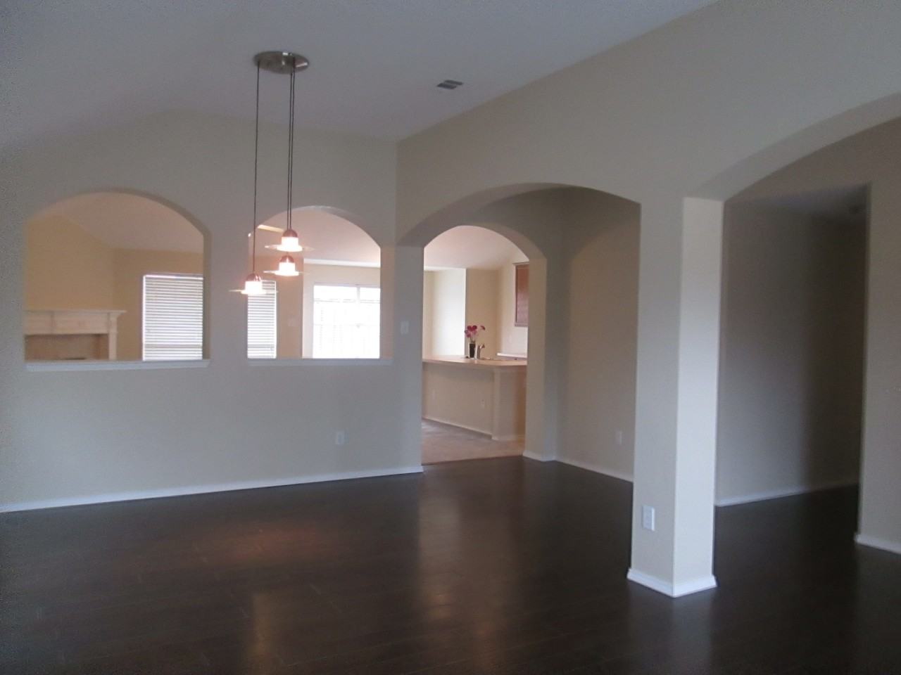 7007 Meadow Bend Dr - Photo 2 of 12