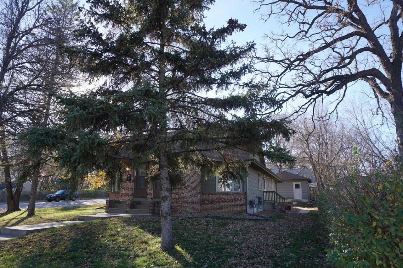 3601 Halifax Ave N - Photo 2 of 29