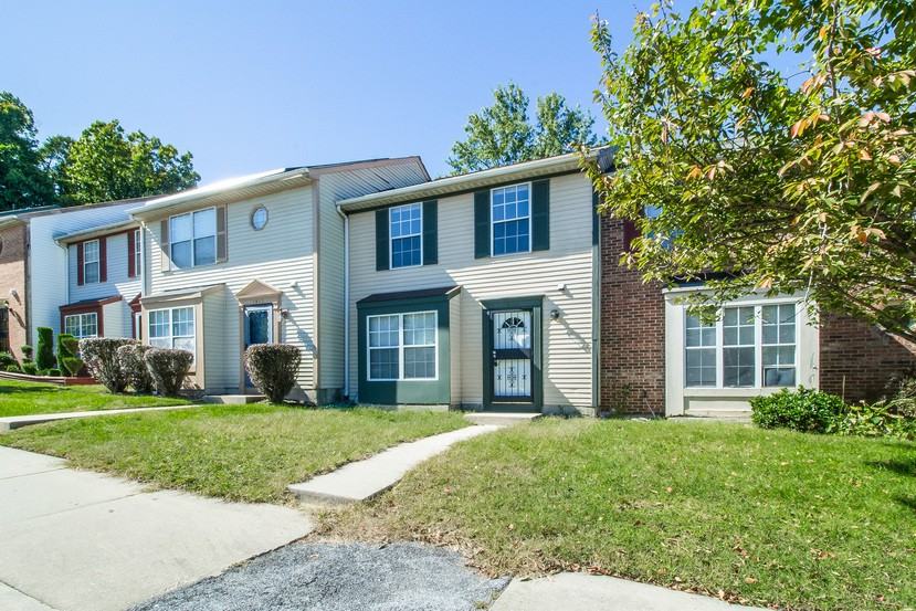 1915 Forest Park Dr - Photo 2 of 21