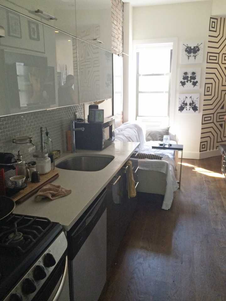 169 Starr Street #2R - Photo 3 of 14