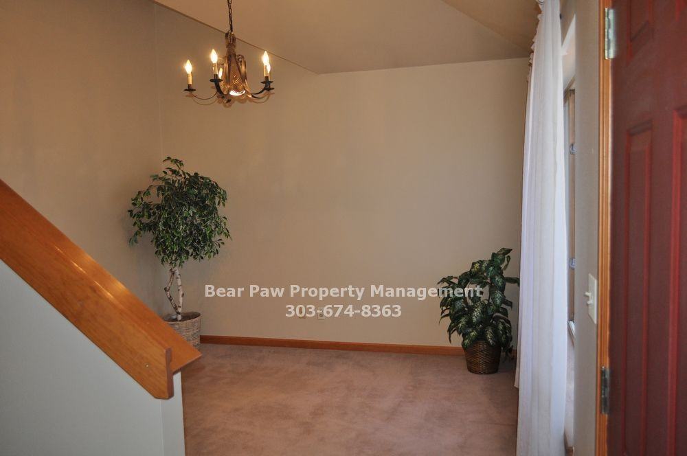 3227 Sun Ridge Ln - Photo 3 of 29