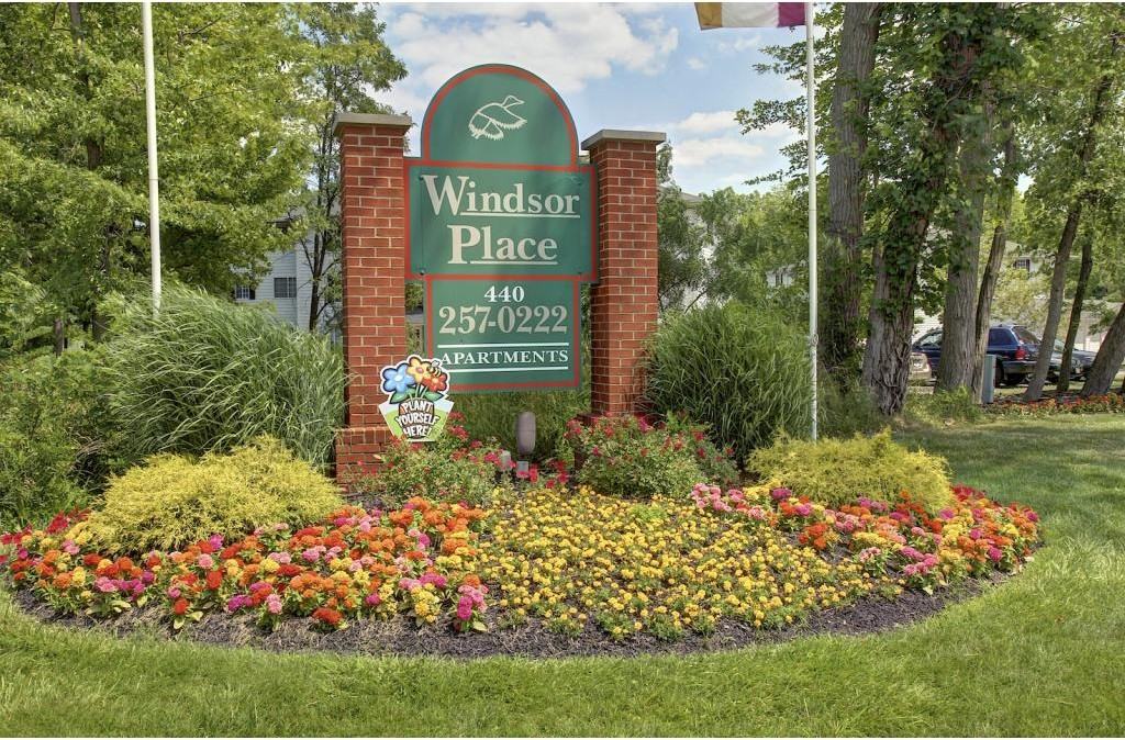 Windsor Place Apartments - Photo 2 of 19