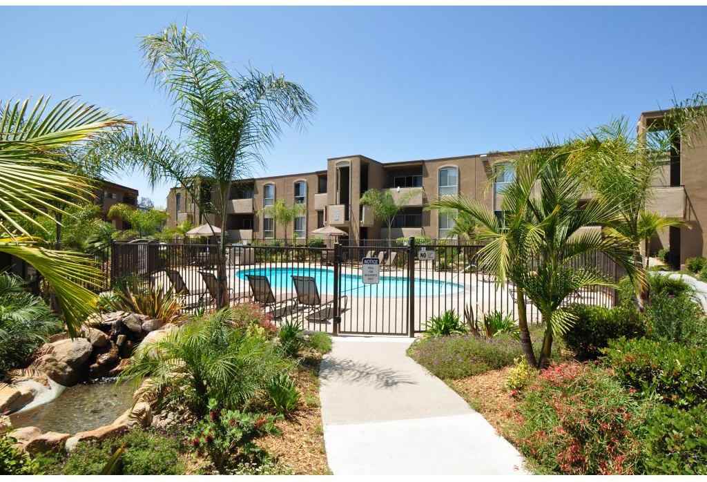 The Dorchester Apartments - Photo 3 of 20