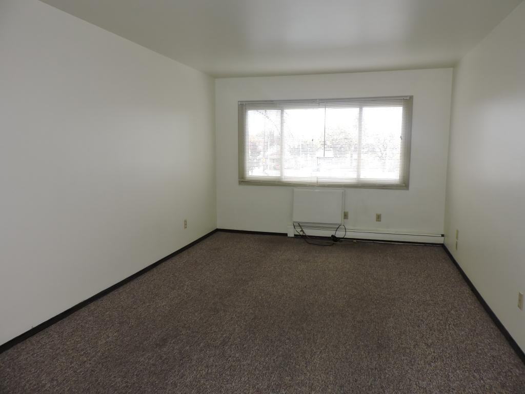 2727 S. 13th St. - Photo 2 of 13