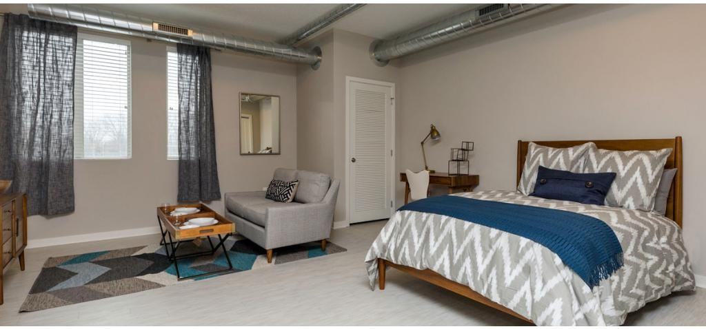 Cityville on 9th - Photo 2 of 14