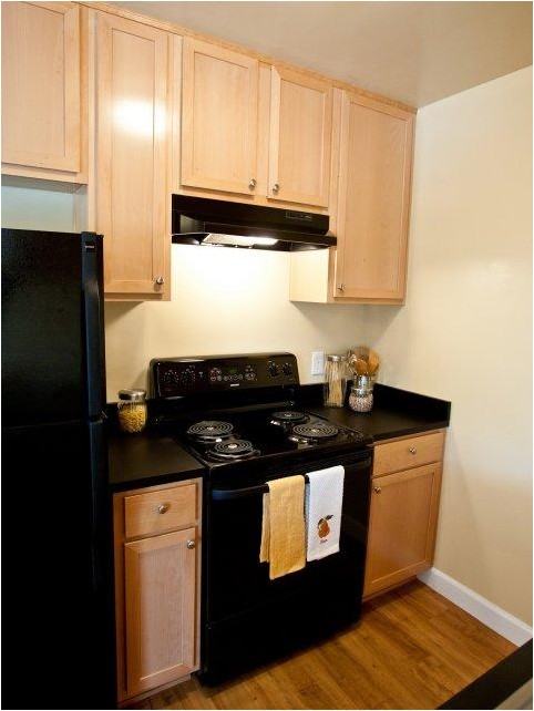 Hillcrest Place - Photo 2 of 7