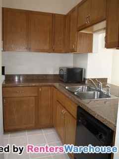 1047 Lafayette Ave #e - Photo 3 of 12