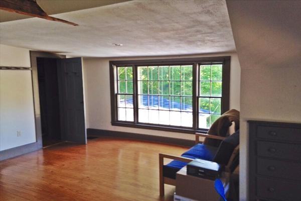 426 Goodwin Rd - Photo 3 of 6