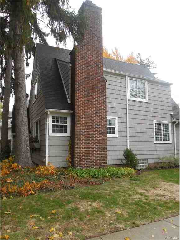 632 Oakland Ave - Photo 3 of 18