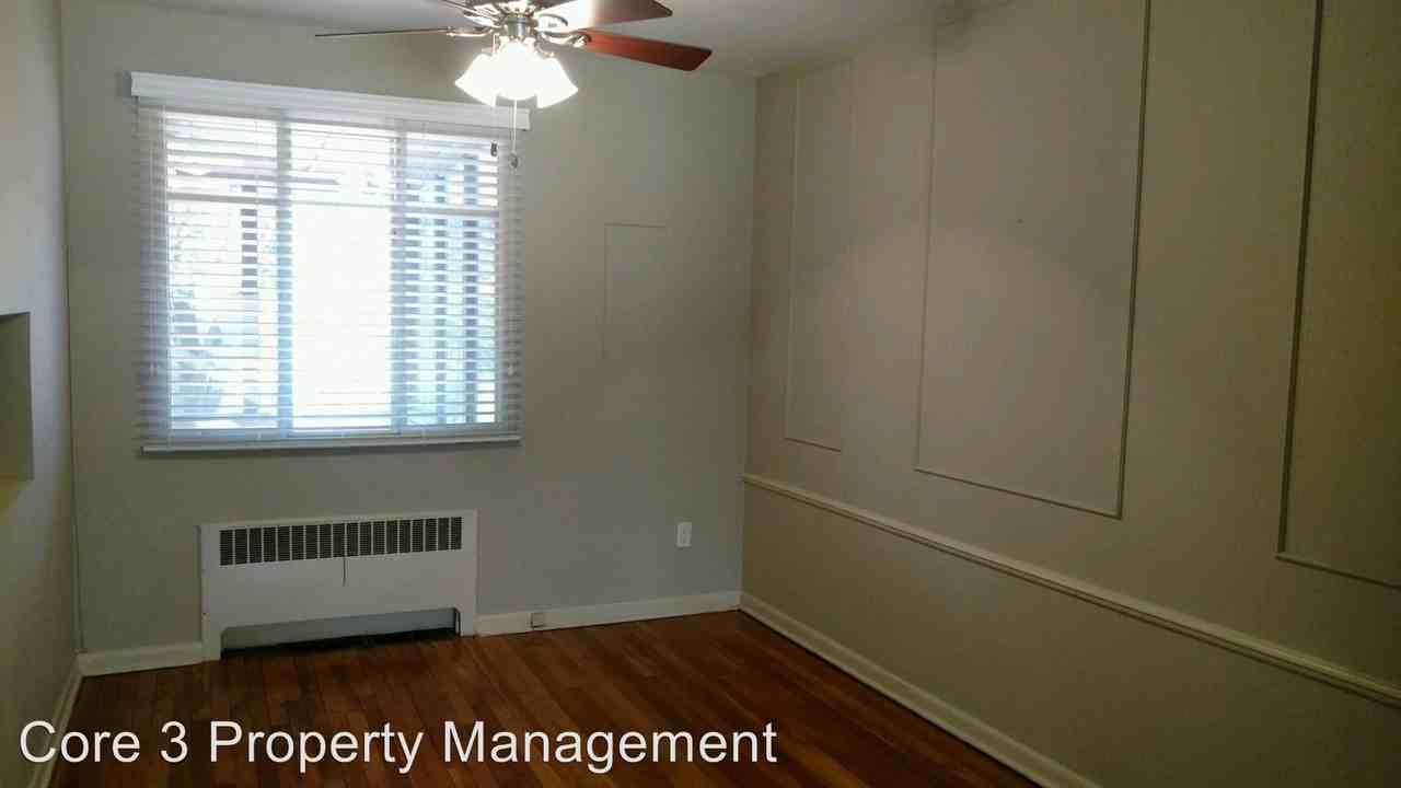 306 Davis Ave - Photo 3 of 7