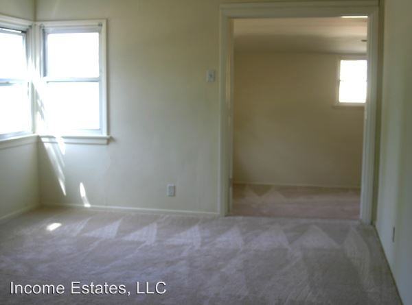 1325 Bonita Ave - Photo 2 of 14