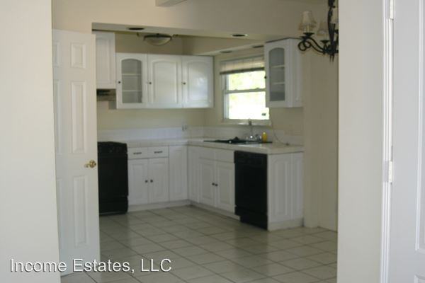 1325 Bonita Ave - Photo 3 of 14