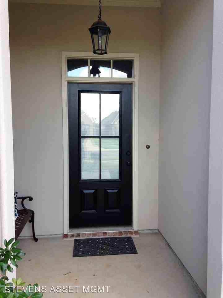 602 Canoe Trail - Photo 3 of 8