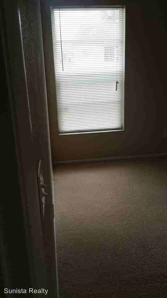 4202 San Rafael Ave - Photo 2 of 13