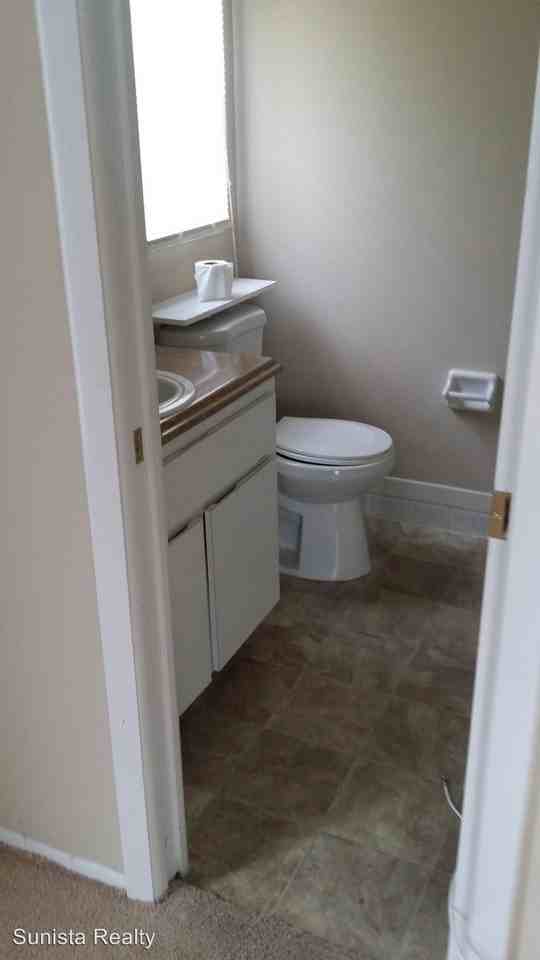 4202 San Rafael Ave - Photo 3 of 13