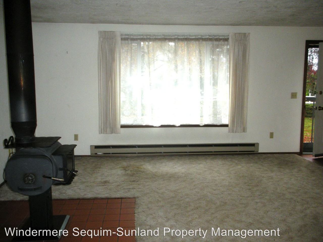 71 Crownview Ln - Photo 2 of 13