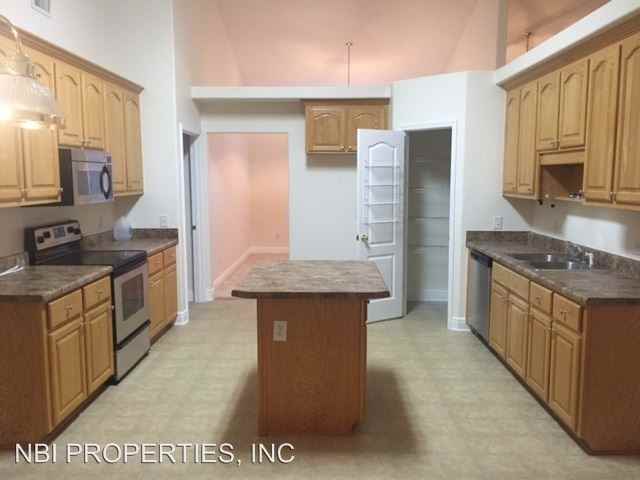 628 Territory Ln - Photo 3 of 12