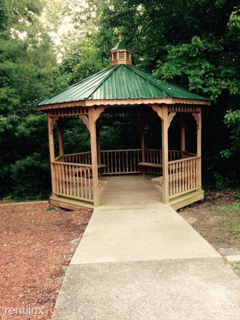 Butler Manor Apartments - Photo 2 of 3