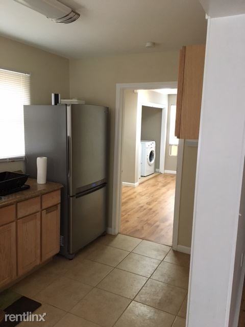 604 N Curran Ave - Photo 2 of 4