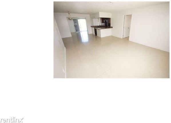 621 NW 38th Pl - Photo 2 of 3