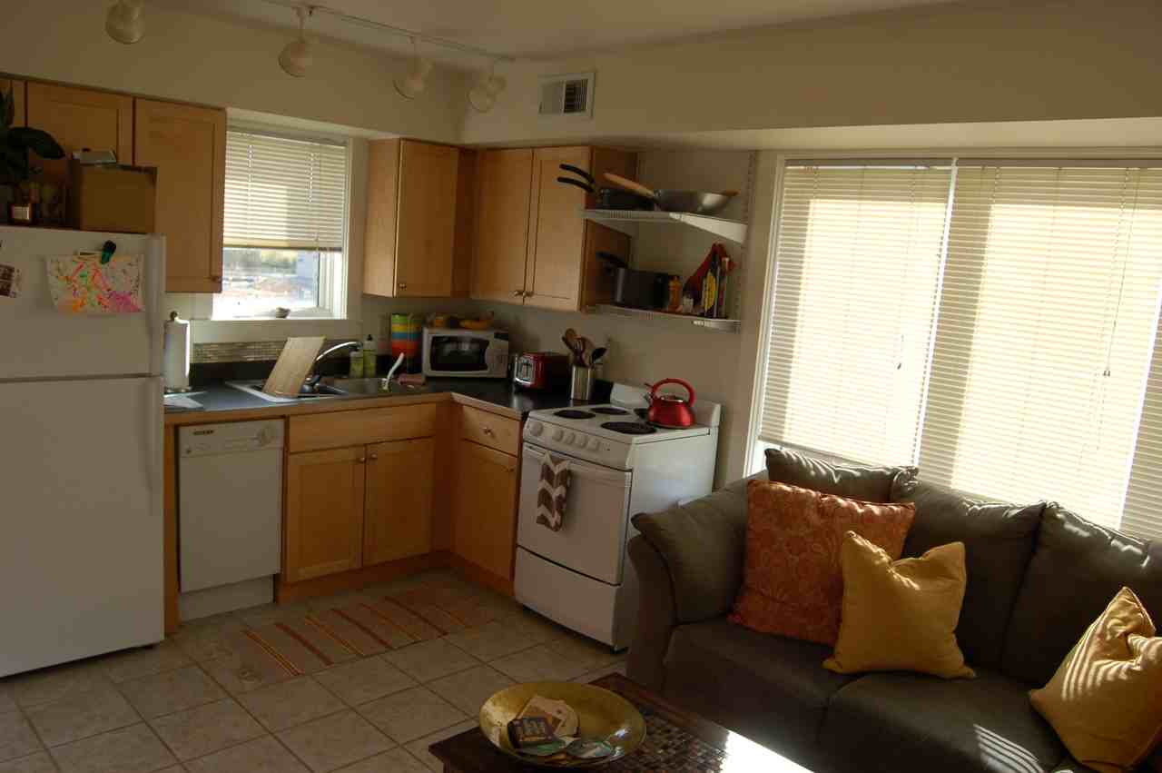 3237 Carbon Place - Photo 2 of 8