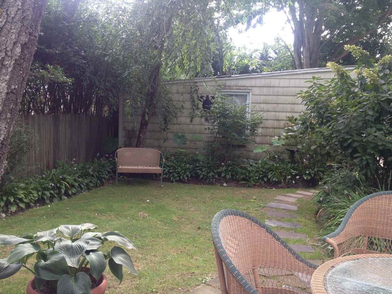 502 Cobb Rd - Photo 3 of 11