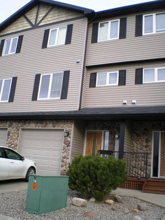 762 Heritage Blvd W, Lethbridge, AB T1K 0W1 3 Bedroom Apartment for Rent PadMapper