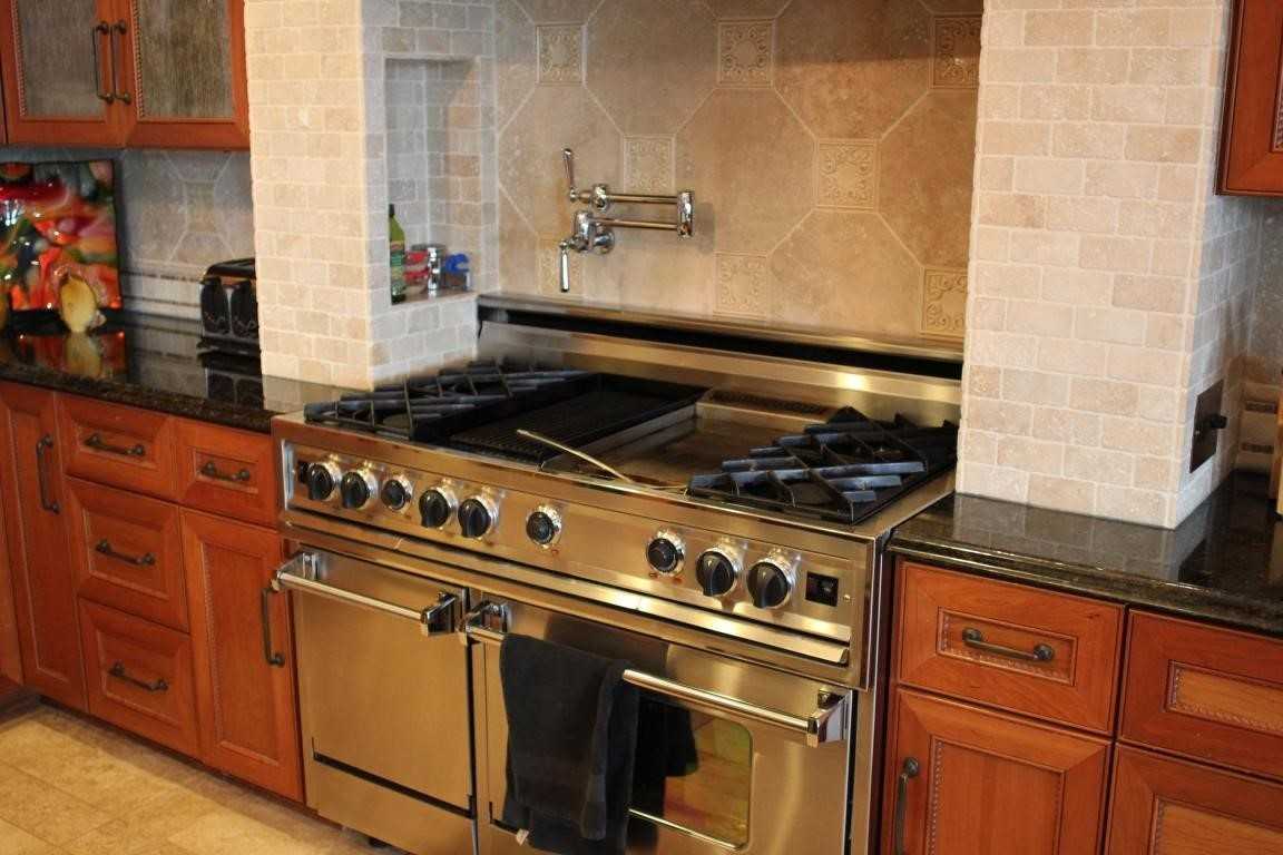 N82W28295 Vista Dr - Photo 3 of 24